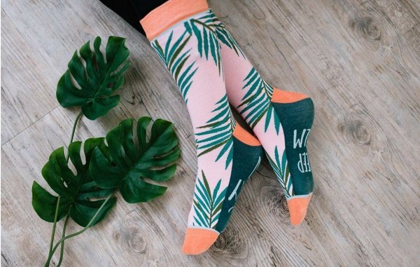 Woven Pear Palm Leaf Socks